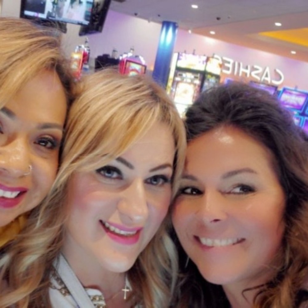 Meet your Posher, Alicia